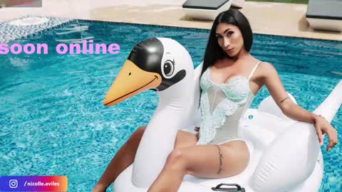 Nicolle Aviles online show from 09-17-25, 05:09