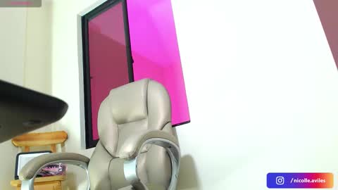 Nicolle Aviles online show from 03-13-26, 04:30