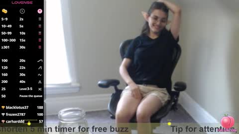 Snapshot of bex_black chatting on 10-15-25, 07:14 Bex Black online show from 10-15-25, 07:14