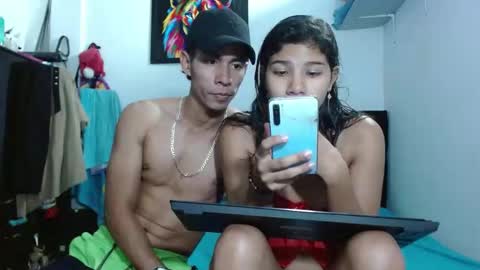 Snapshot of beyonce_21 chatting on 01-11-25, 12:44 beyonce_21 online show from 01-11-25, 12:44