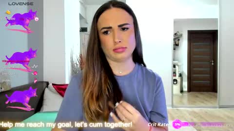   BeyonceDoll       Twitter DollBeyonce    online show from 10-07-25, 04:26