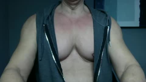 BGDKMUSCLEGUY - SELECTED BY CHATURBATE AS A TOP BROADCASTER FOR 2023 online show from 01-06-25, 04:34