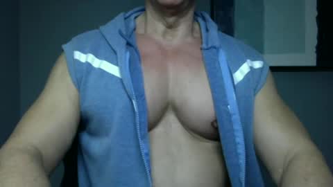 BGDKMUSCLEGUY - SELECTED BY CHATURBATE AS A TOP BROADCASTER FOR 2023 online show from 03-12-25, 01:03