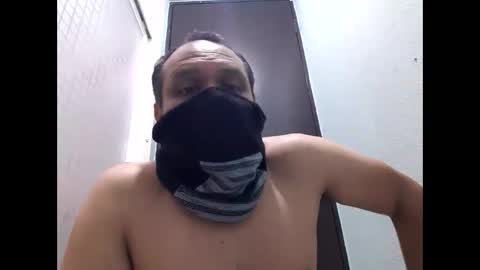 Snapshot of bggerardo820208 chatting on 12-10-24, 02:39 Masturbator 3000 online show from 12-10-24, 02:39