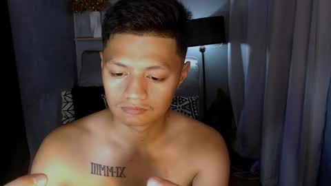 bhillrhey121103 online show from 04-26-26, 10:46