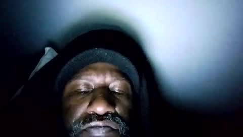 bi582945 online show from 11-28-25, 12:24