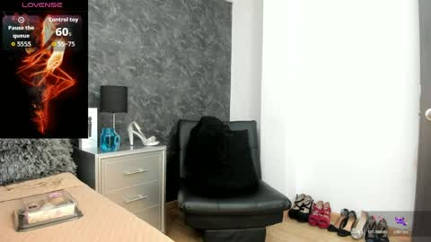 Snapshot of bianca_bella_ chatting on 05-09-26, 11:37 BESHA... online show from 05-09-26, 11:37