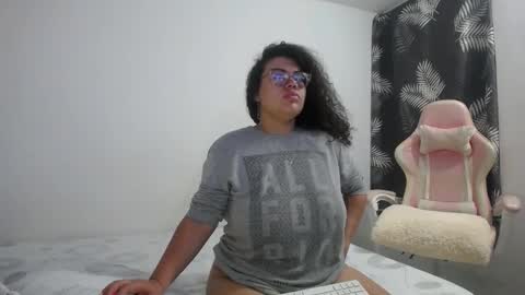 Bianca Tuesday to Sunday from 2am to 6am UTC-5 online show from 11-26-25, 09:21