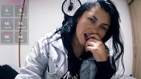 bianca_jhonsson online show from 10-25-25, 04:09