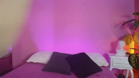 Bianca online show from 01-24-25, 03:11