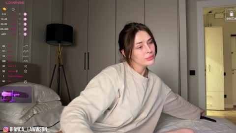 Snapshot of bianca_lawwson_ chatting on 12-08-24, 10:14 Bianca online show from 12-08-24, 10:14