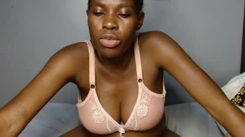 Snapshot of bianca_lue chatting on 07-25-26, 03:42 bianca baby online show from 07-25-26, 03:42