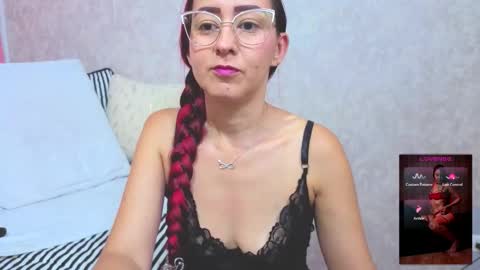 Snapshot of bianca_milfsexy chatting on 10-03-25, 09:56 B I A N C A online show from 10-03-25, 09:56