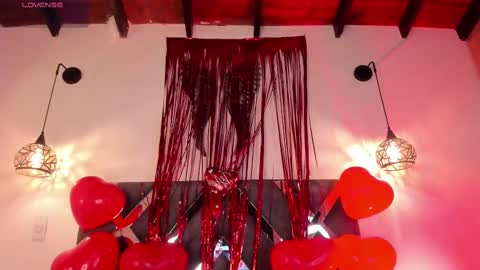 Snapshot of bianca_zaens1 chatting on 02-14-25, 09:45 B I A N C A online show from 02-14-25, 09:45