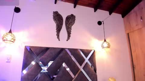 Snapshot of bianca_zaens1 chatting on 09-16-25, 12:06 B I A N C A online show from 09-16-25, 12:06