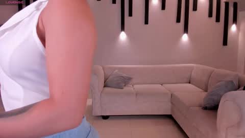 Bianca Pierce online show from 10-14-25, 11:11