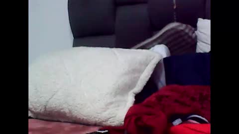 Snapshot of biancasteel chatting on 11-28-25, 01:52 biancasteel online show from 11-28-25, 01:52