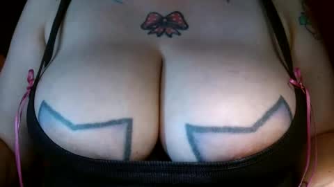 Snapshot of bianka_star_ chatting on 12-12-24, 10:31 bianca online show from 12-12-24, 10:31