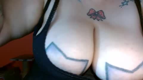 Snapshot of bianka_star_ chatting on 12-13-24, 03:00 bianca online show from 12-13-24, 03:00