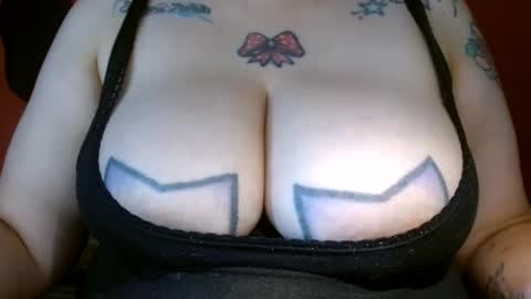 Snapshot of bianka_star_ chatting on 12-24-24, 03:26 bianca online show from 12-24-24, 03:26