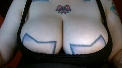 Snapshot of bianka_star_ chatting on 01-13-25, 02:53 bianca online show from 01-13-25, 02:53