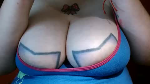 Snapshot of bianka_star_ chatting on 01-28-25, 11:28 bianca online show from 01-28-25, 11:28