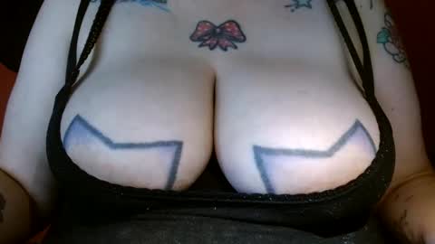 Snapshot of bianka_star_ chatting on 01-29-25, 03:15 bianca online show from 01-29-25, 03:15