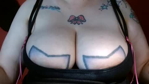 Snapshot of bianka_star_ chatting on 01-31-25, 11:13 bianca online show from 01-31-25, 11:13