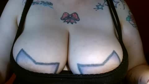 Snapshot of bianka_star_ chatting on 02-03-25, 05:03 bianca online show from 02-03-25, 05:03