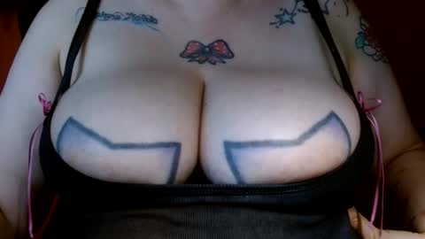 Snapshot of bianka_star_ chatting on 12-02-25, 11:11 bianca online show from 12-02-25, 11:11