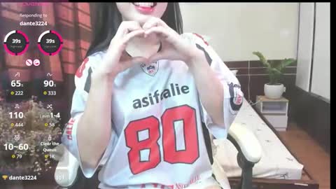 Snapshot of bibi_2005 chatting on 11-14-25, 08:02 Bi Bi online show from 11-14-25, 08:02