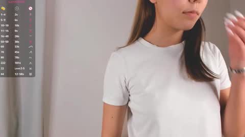 Snapshot of bibimusic chatting on 09-08-25, 05:23 Ophelia online show from 09-08-25, 05:23