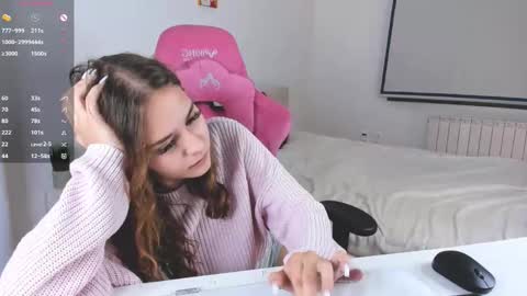 Snapshot of bibimusic chatting on 09-11-25, 04:40 Ophelia online show from 09-11-25, 04:40