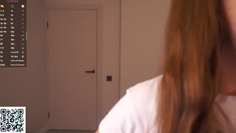 Snapshot of bibimusic chatting on 10-20-25, 06:08 Ophelia online show from 10-20-25, 06:08