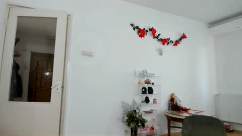 Snapshot of bibitina chatting on 01-15-25, 09:35 innasugarwild online show from 01-15-25, 09:35