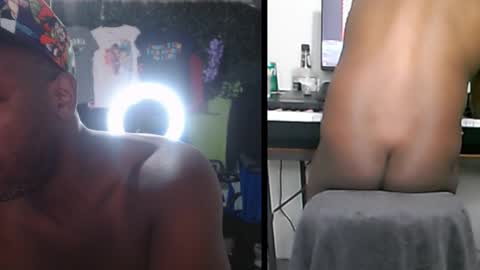 Snapshot of bicepsandfrot chatting on 10-13-25, 04:12 BicepsandFrot online show from 10-13-25, 04:12