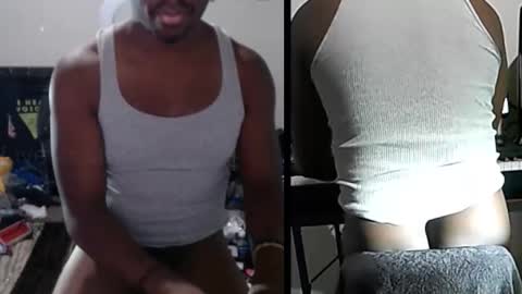 Snapshot of bicepsandfrot chatting on 10-26-25, 11:09 BicepsandFrot online show from 10-26-25, 11:09