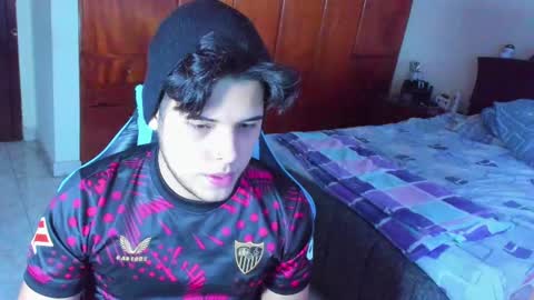 Snapshot of big_cockjughead chatting on 09-26-25, 08:13 Logan Sprouse online show from 09-26-25, 08:13