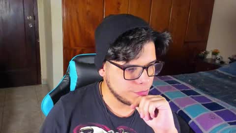 Snapshot of big_cockjughead chatting on 11-14-25, 12:42 Logan Sprouse online show from 11-14-25, 12:42