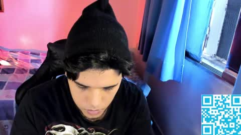 Snapshot of big_cockjughead chatting on 05-10-26, 09:09 Logan Sprouse online show from 05-10-26, 09:09