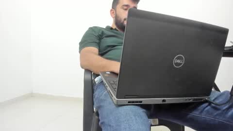 Tommy online show from 09-26-25, 02:37