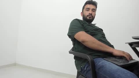 Tommy online show from 10-02-25, 02:18