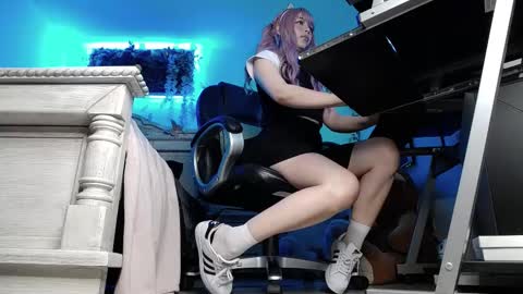 Lava online show from 02-10-25, 07:49