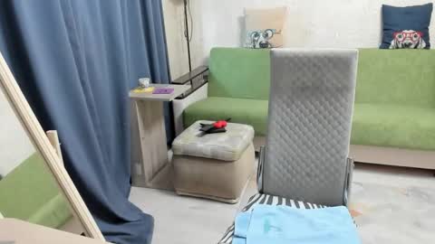 Snapshot of big_mam chatting on 11-05-25, 02:44 mom online show from 11-05-25, 02:44