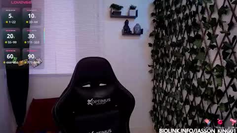 Snapshot of big_master26 chatting on 11-12-25, 11:32 Jasson online show from 11-12-25, 11:32