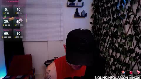 Snapshot of big_master26 chatting on 11-19-25, 10:37 Jasson online show from 11-19-25, 10:37