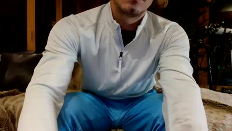 Snapshot of big_white_dick7 chatting on 09-15-25, 07:03 temporarily free online show from 09-15-25, 07:03