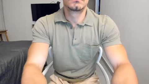 Snapshot of big_white_dick7 chatting on 12-04-25, 11:13 temporarily free online show from 12-04-25, 11:13