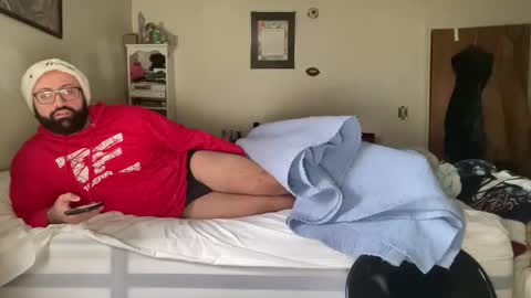 Snapshot of bigbackmuscles1296 chatting on 11-08-25, 02:39 Mr. Muscle Monster online show from 11-08-25, 02:39