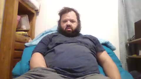 Snapshot of bigbear3287 chatting on 12-06-24, 08:15 Liam online show from 12-06-24, 08:15